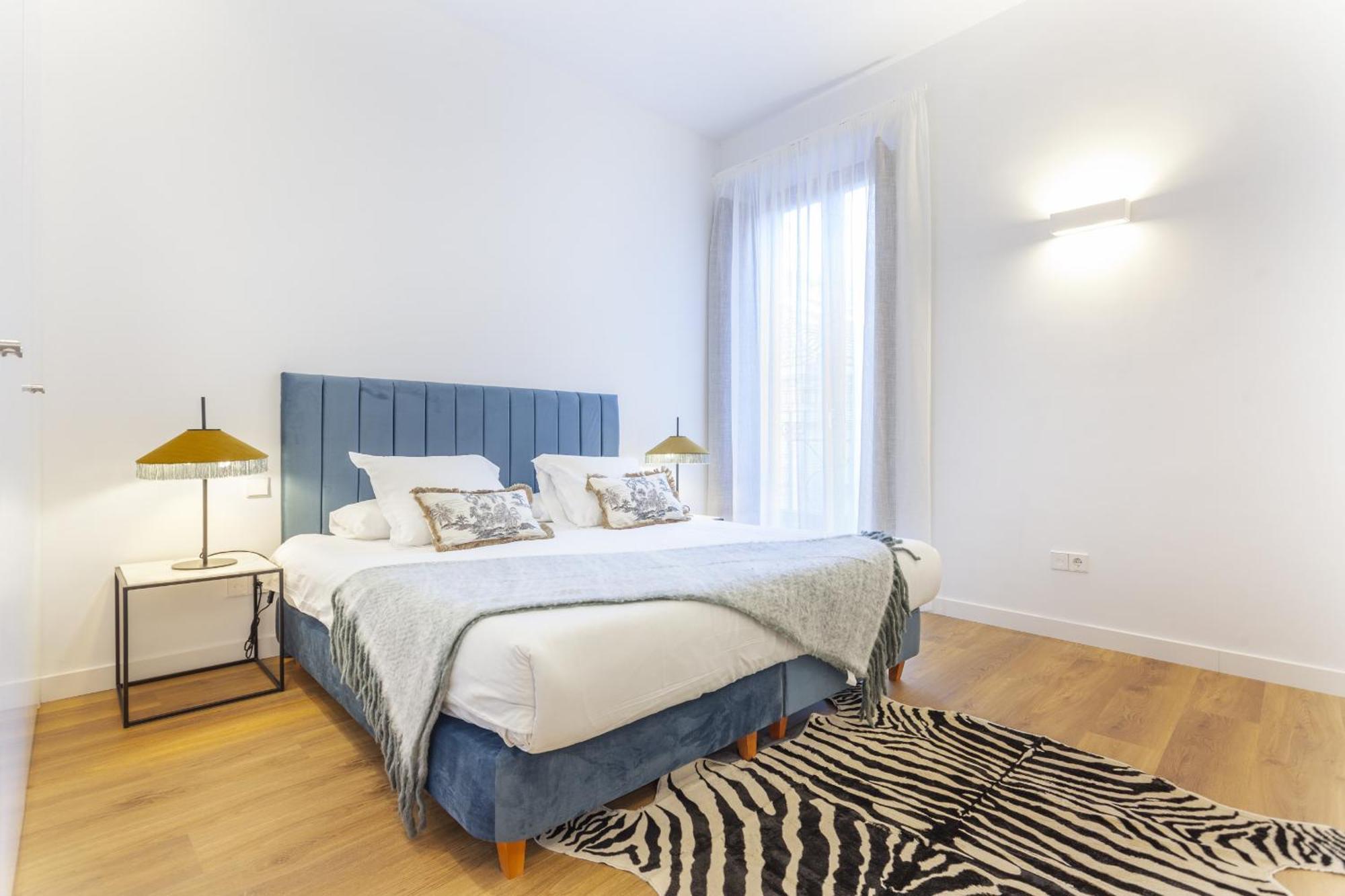 Cibeles Luxe In Madrid Apartman Kültér fotó