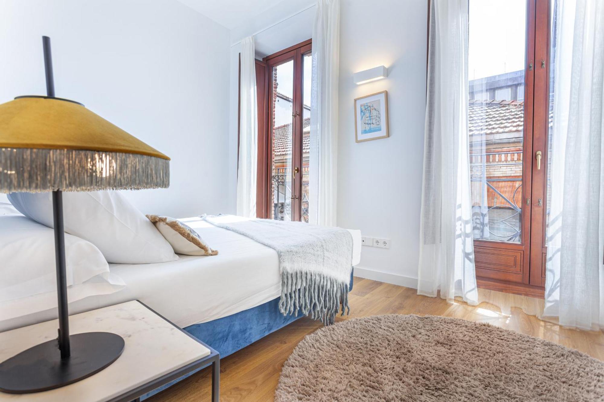 Cibeles Luxe In Madrid Apartman Kültér fotó