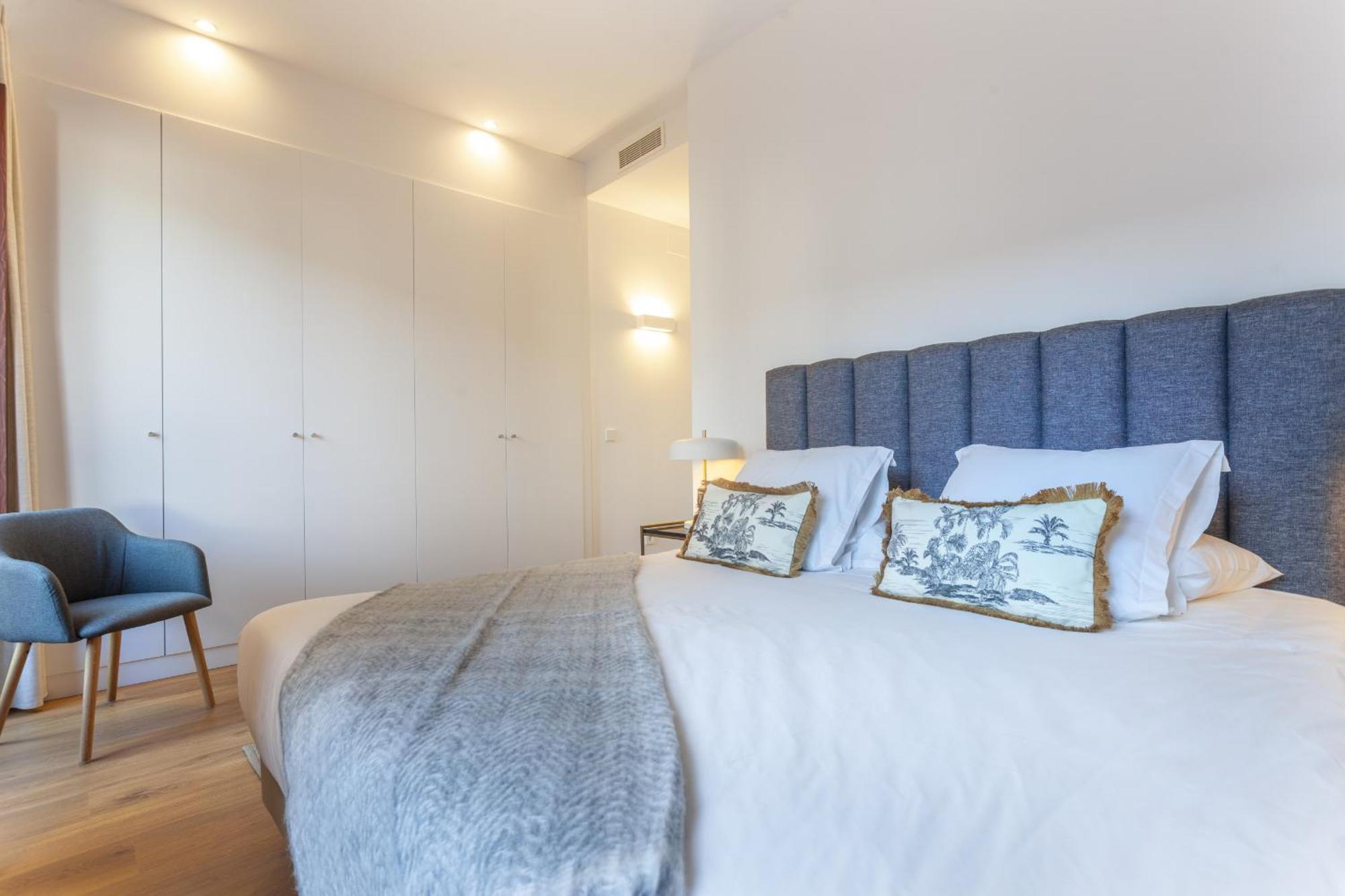 Cibeles Luxe In Madrid Apartman Kültér fotó
