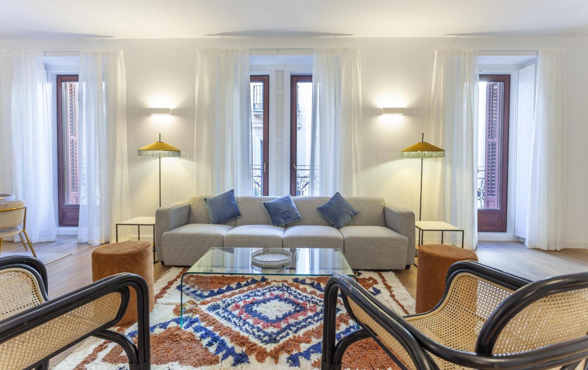 Cibeles Luxe In Madrid Apartman Kültér fotó