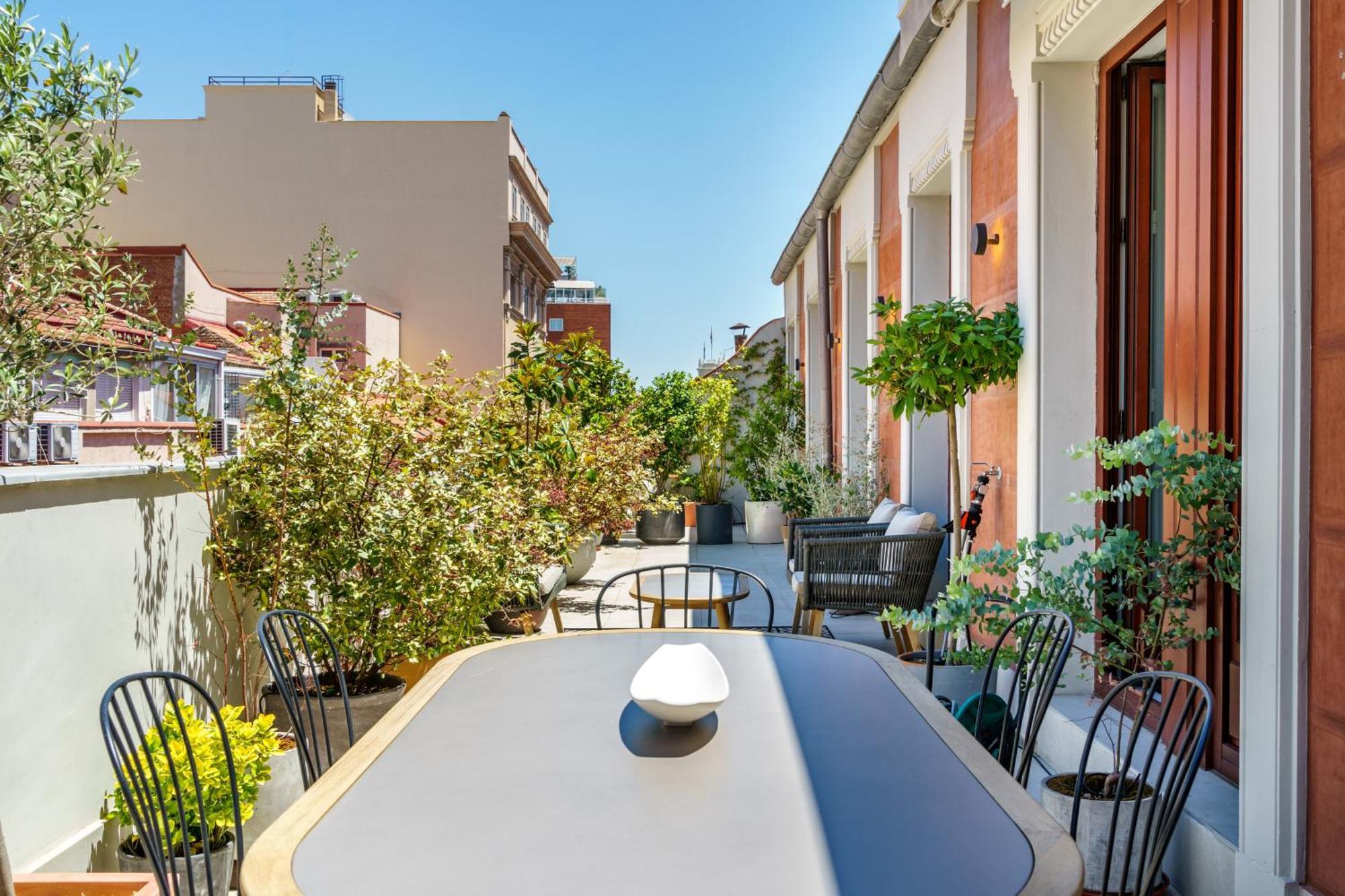 Cibeles Luxe In Madrid Apartman Kültér fotó